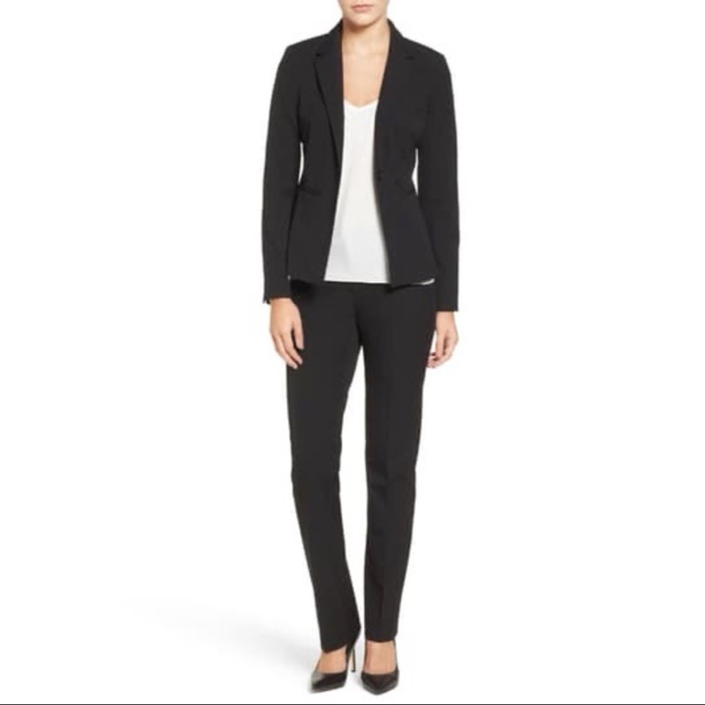 Halogen
Taylor Ela Straight Leg Suit Pants